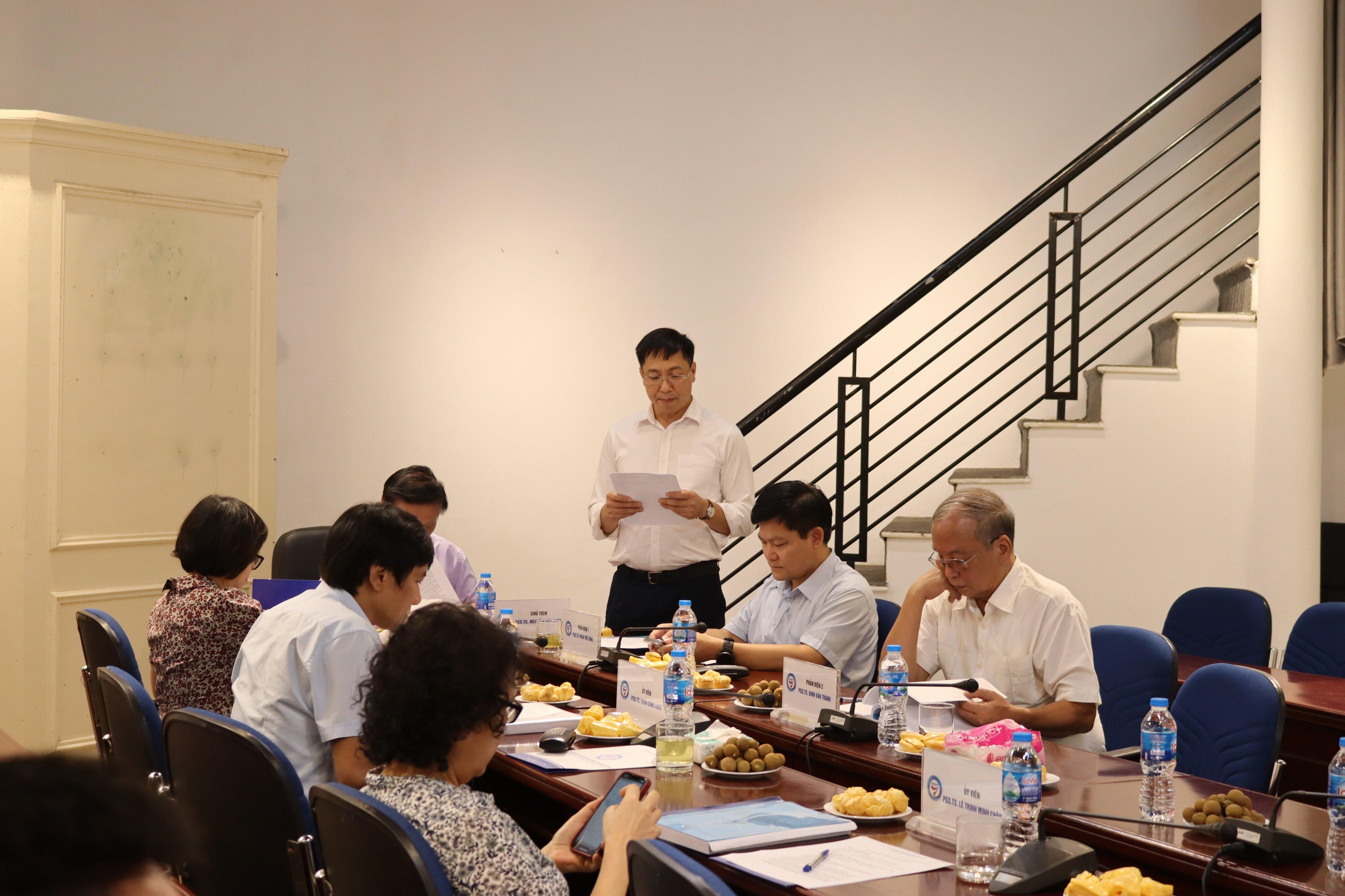 Buổi bảo vệ luận án tiến sỹ cấp cơ sở cho NCS. Phạm Hồng Nhung