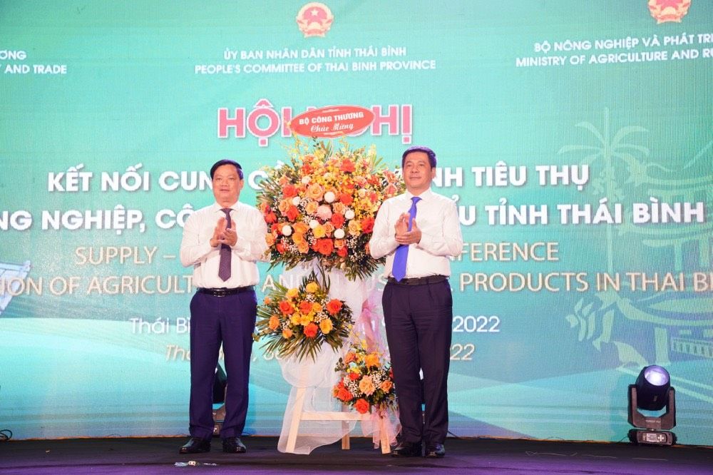 Ứng dụng thương mại điện tử trong phân phối sản phẩm nông nghiệp, công nghiệp nông thôn tiêu biểu của tỉnh Thái Bình 