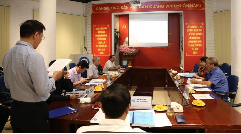 Buổi bảo vệ luận án tiến sỹ cấp cơ sở cho NCS. Dương Thái Trung